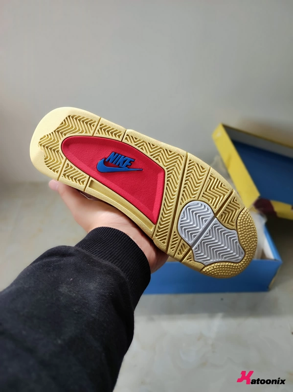 کفش استریت ایر جردن ۴ رنگ صورتی